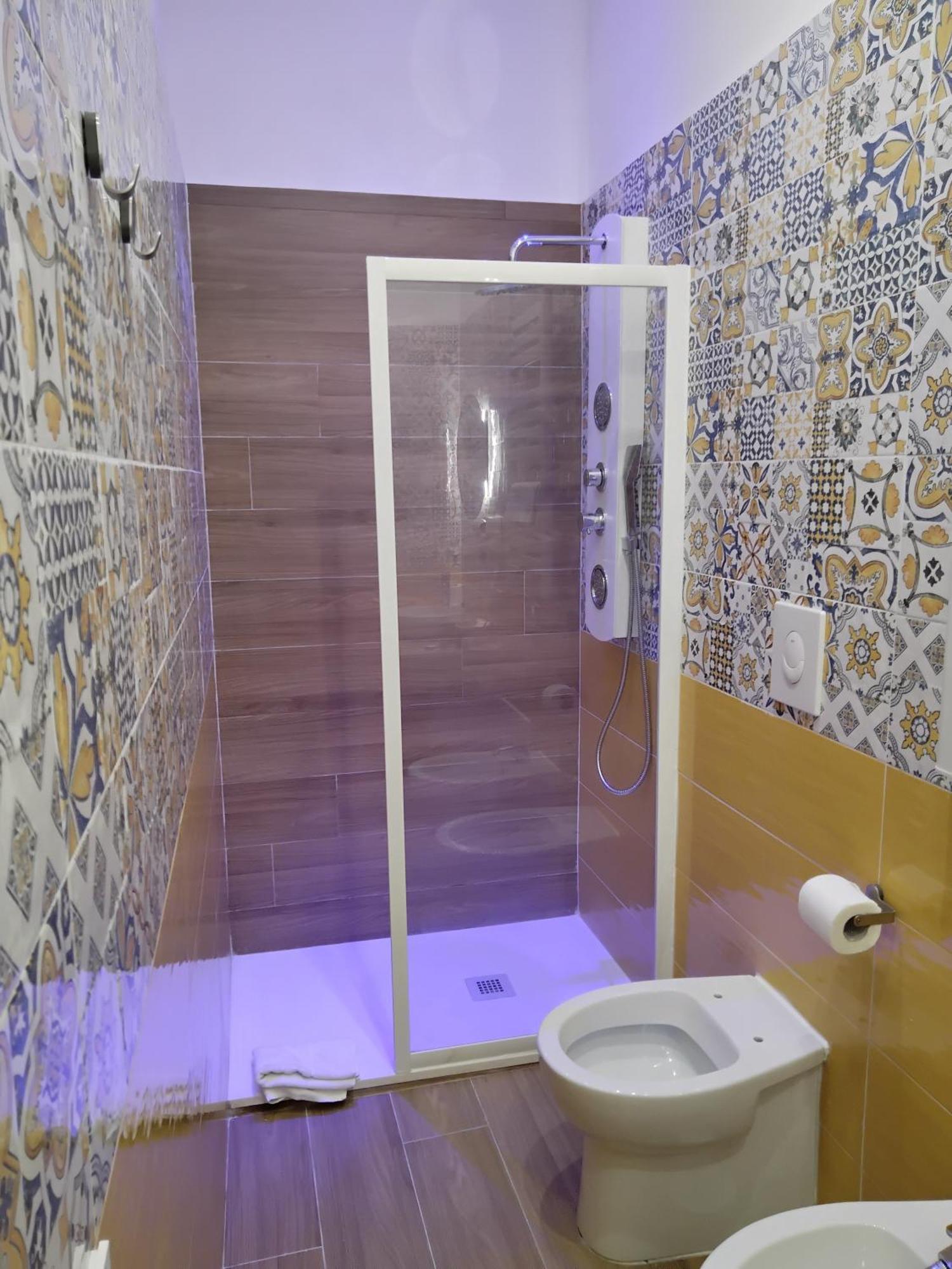 Andrew 2 Bed & Breakfast Napoli Eksteriør bilde